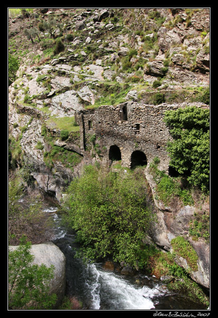 Andalucia - Alpujarras - an old mill on Rio Trevlez