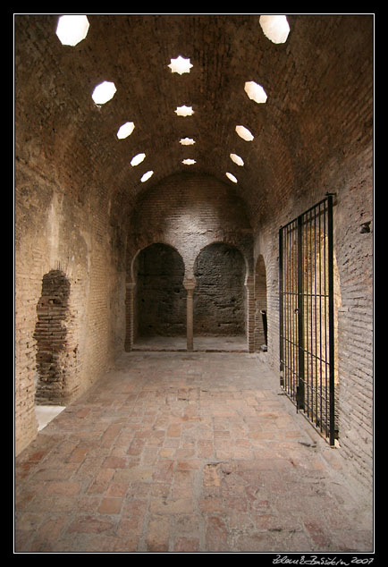 Andalucia - Moorish bath, Granada