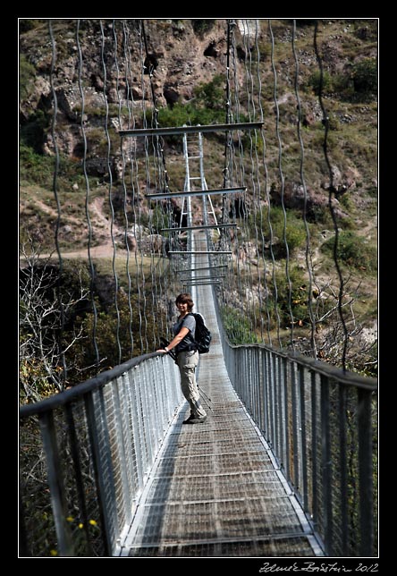 Armenia - Khndzoresk - a footbridge