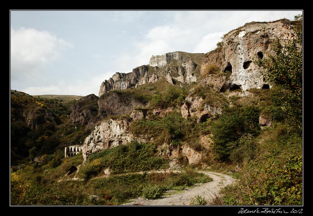 Armenia - Khndzoresk - old Khndzoresk