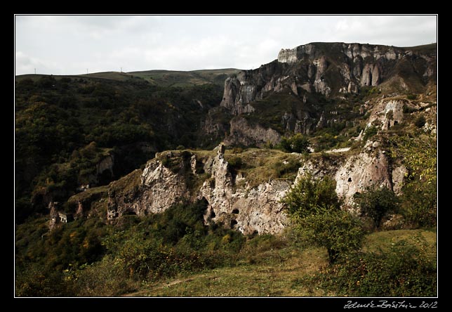 Armenia - Khndzoresk - old Khndzoresk