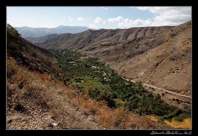 Armenia - Smbataberd - Artabuink village