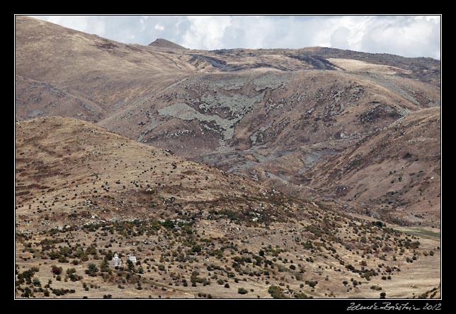 Armenia - Smbataberd - Tsakhatskar