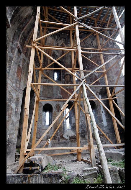 Armenia - Kobayr - frescoes in Katoghike