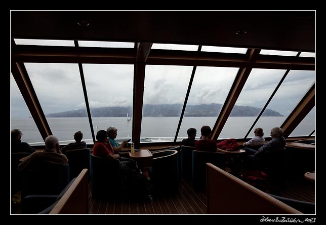 La Gomera - approaching the island