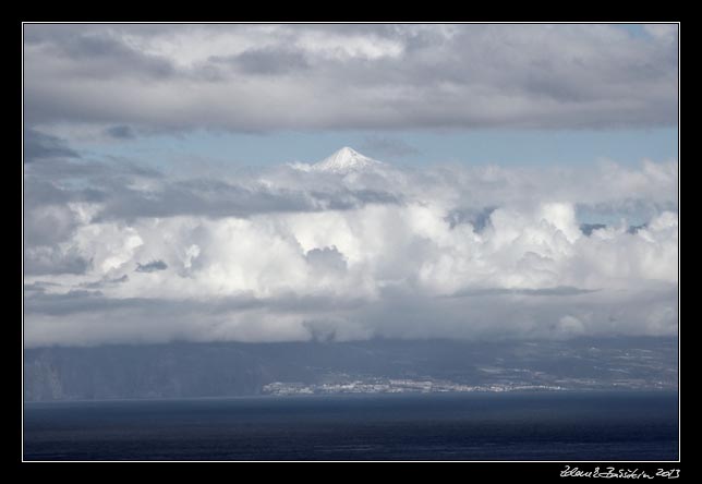 La Gomera - Hermigua - Tenerife with snowy Pico de Teide