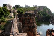 bathing in the tank - Chittaurgarh