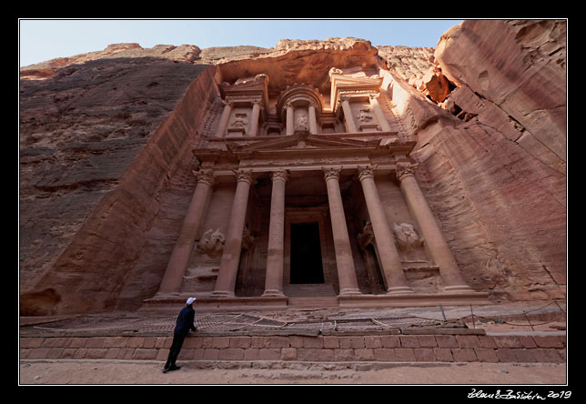 Petra - The Treasury (Al-Khazneh)