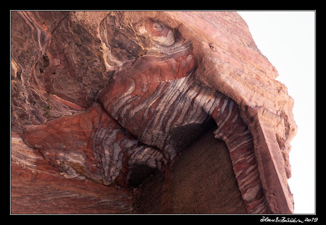 Petra - Urn tomb