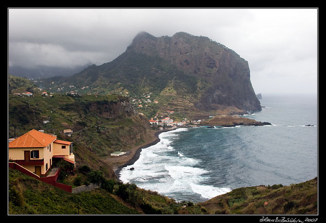 Porto da Cruz and Penha de Aguia