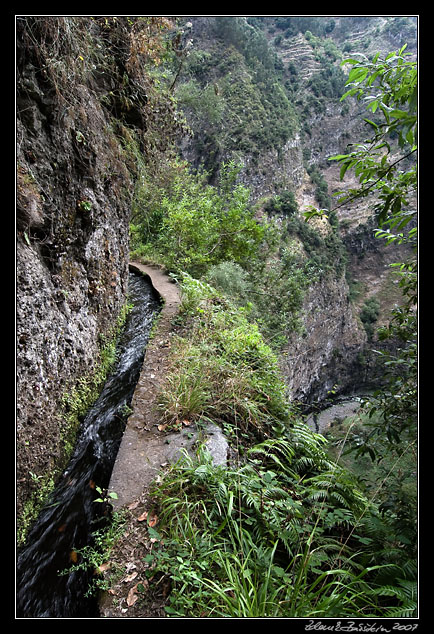 Levada do Curral and Socorridos valley