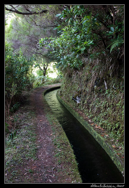 Levada da Rocha Vermelha