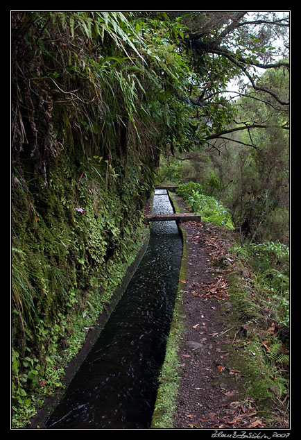 Levada da Rocha Vermelha