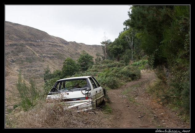 a field road in Fontes