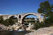 Pont Julien