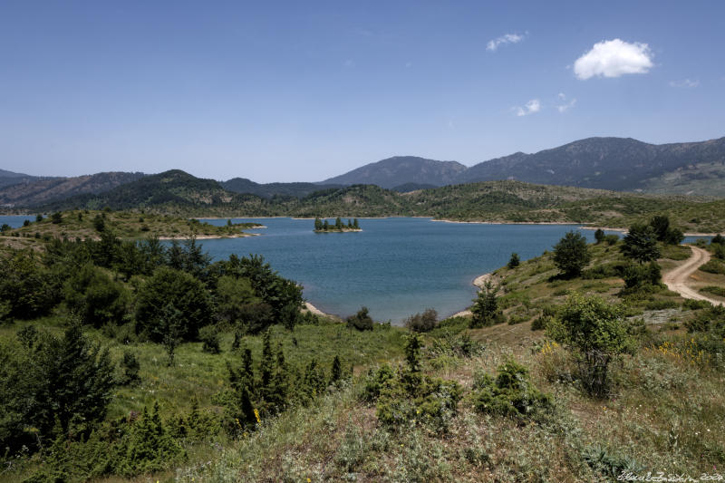 Pindos - Zagorochoria - Aoos lake