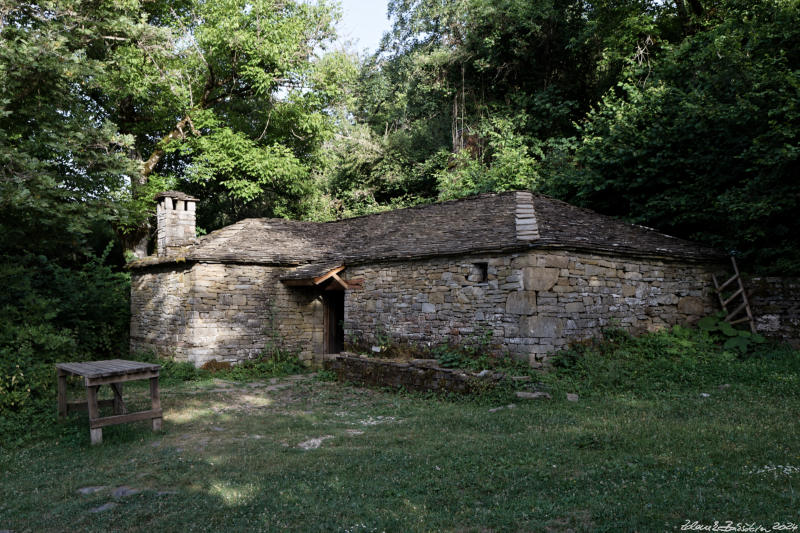 Pindos - Zagorochoria - an old mill, Kipoi