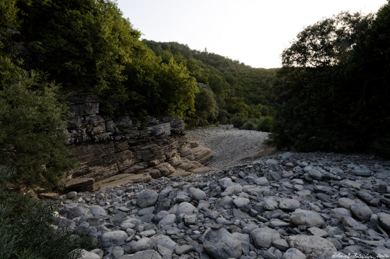 Pindos - Zagorochoria - Voidomatis river, Kipoi