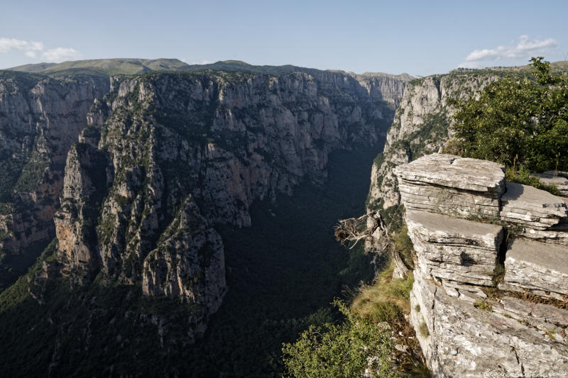 Pindos - Zagorochoria - Vikos gorge from Oxia viewpoint