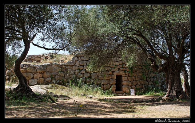 Arzachena - Nuraghe Albucciu