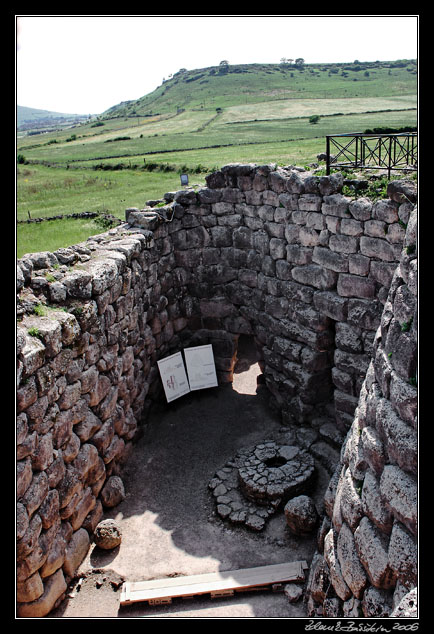 around Sassari - Nuraghe Santu Antine