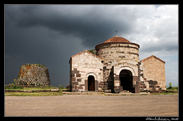 around Macomer - Silanus, Chiesa di Santa Sabina