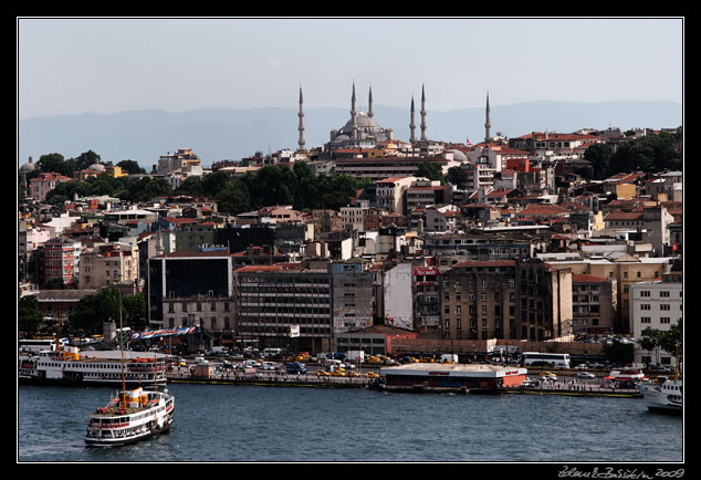 Istanbul - Sultan Ahmet Camii (Blue Mosque)