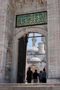 Istanbul - Sultan Ahmet Camii (Blue Mosque)