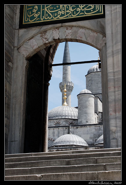 Istanbul - Sultan Ahmet Camii (Blue Mosque)