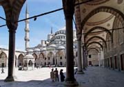 Istanbul - Sultan Ahmet Camii (Blue Mosque)