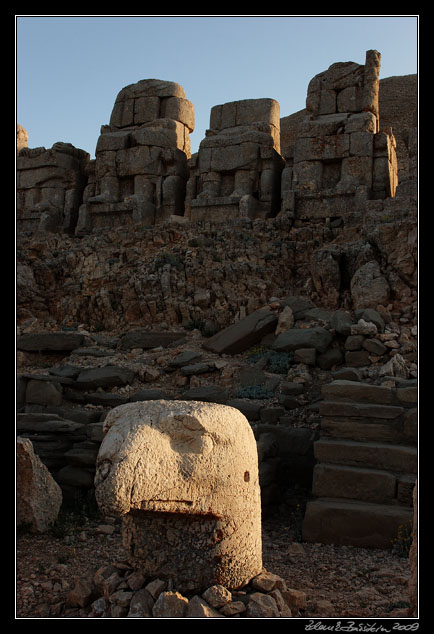 Turkey - Kahta district - Nemrut Dağı - west terrace