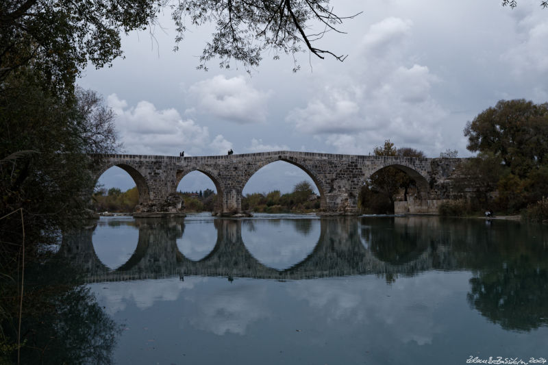 Aspendos - Roman / Seljuk bridge