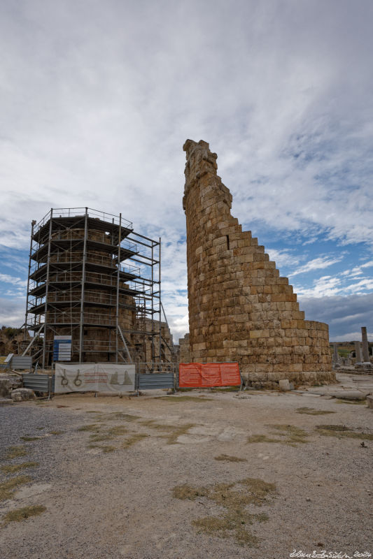 Perge - Hellenistic gate